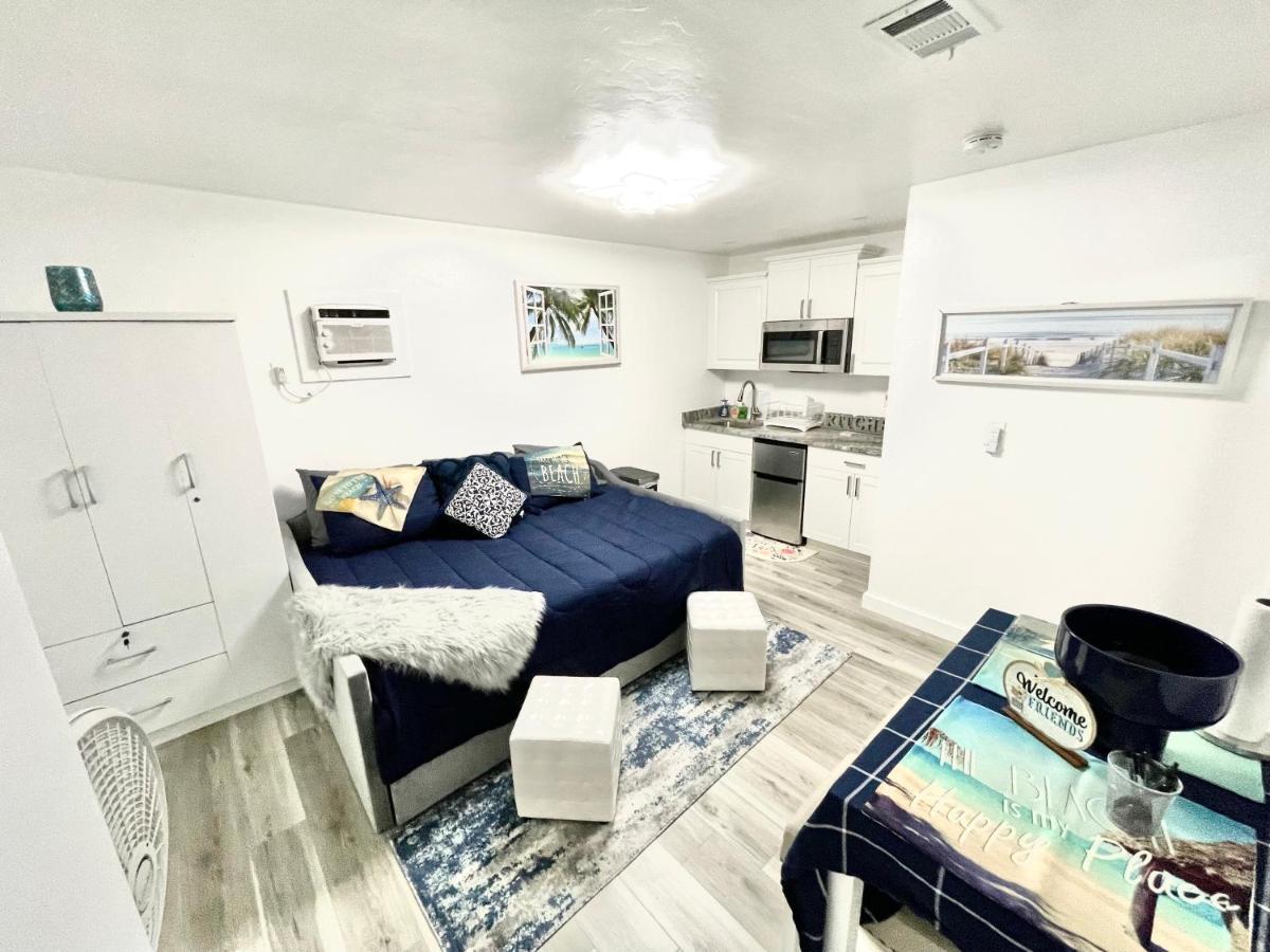 Adorable Studio In Downtown Cape Coral Near Beach! Bagian luar foto