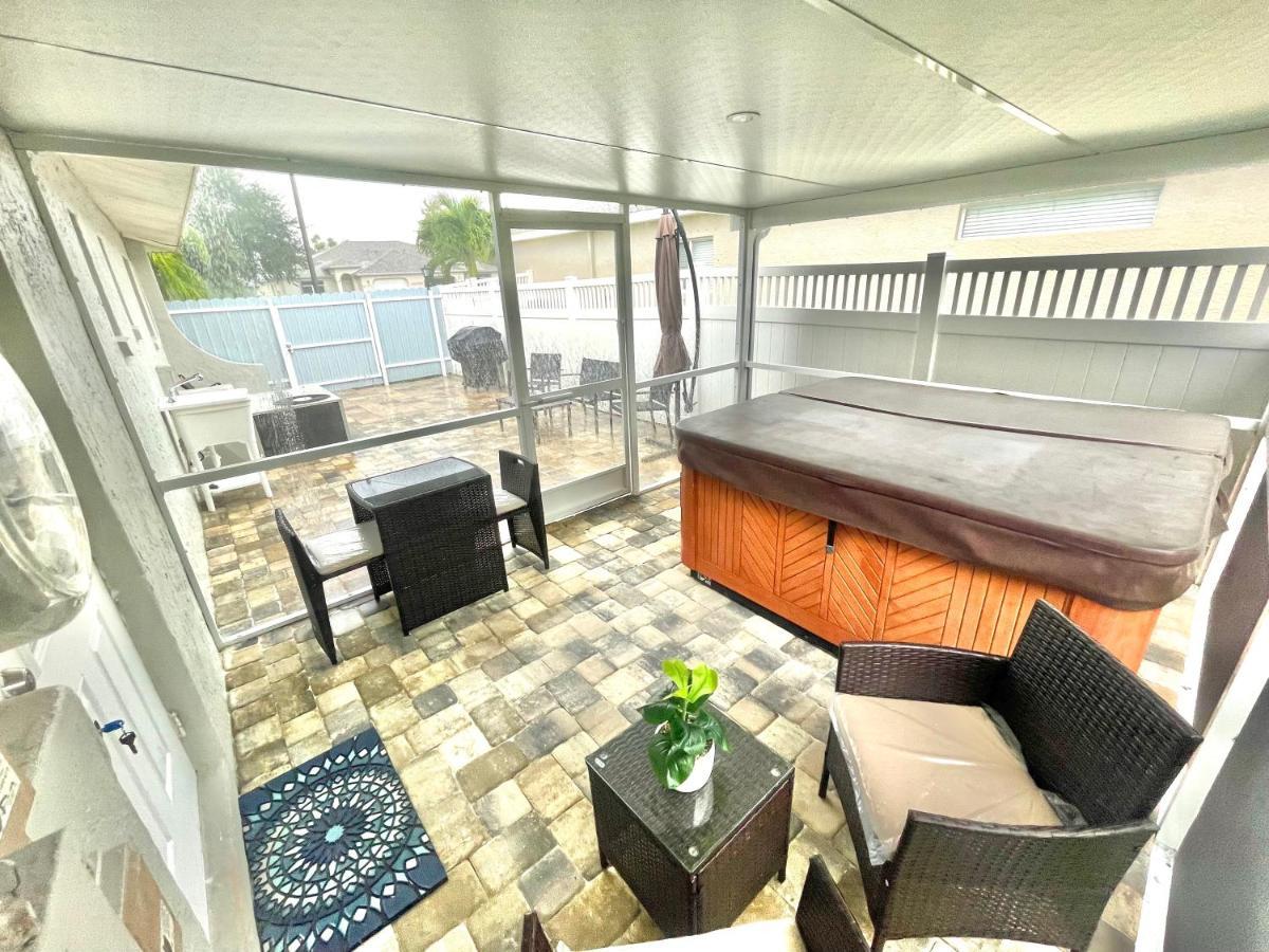 Adorable Studio In Downtown Cape Coral Near Beach! Bagian luar foto
