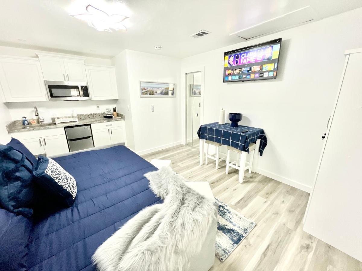 Adorable Studio In Downtown Cape Coral Near Beach! Bagian luar foto
