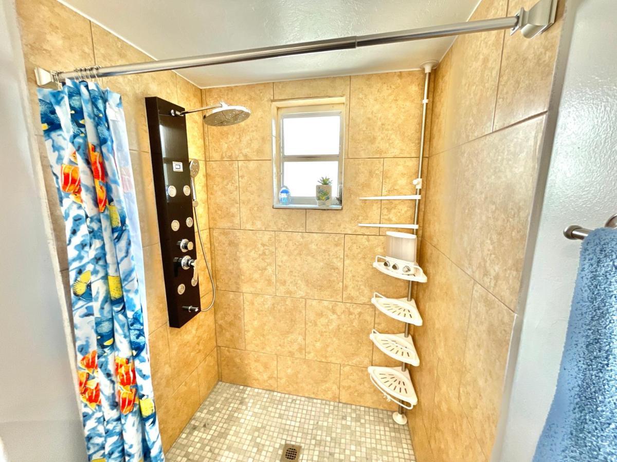 Adorable Studio In Downtown Cape Coral Near Beach! Bagian luar foto